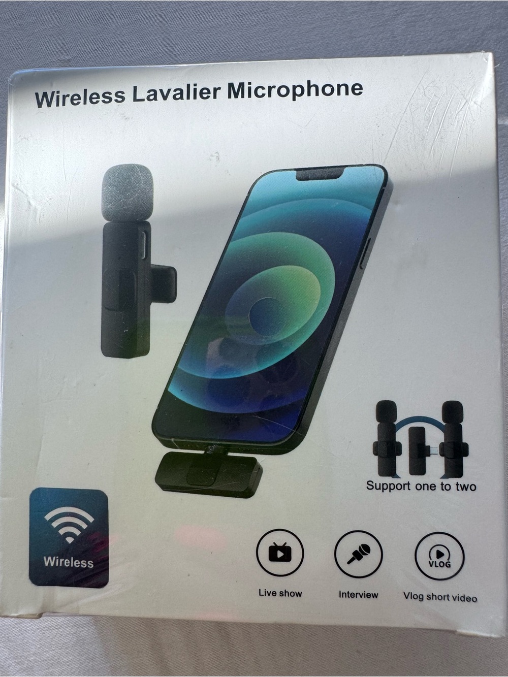 Black microphone Type -C & iPhone Charging wireless Lavalier microphone mini